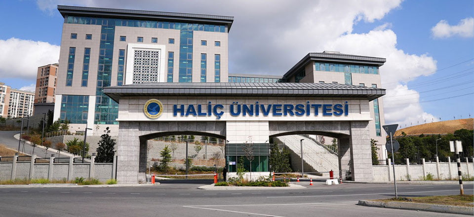Gerbang Halic University