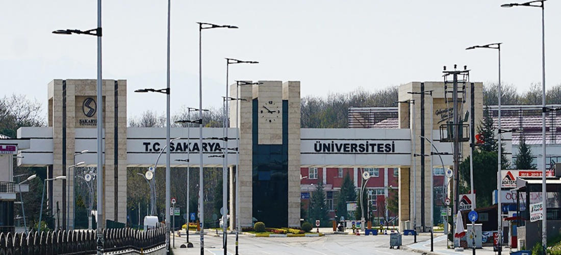 Gerbang Kampus Sakarya University